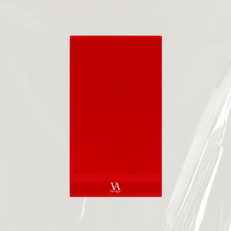 Badetuch rot Rotes Badetuch mit Stickung