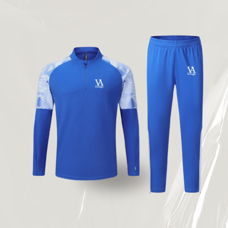 Trainingsanzug Blau Blaues Sportoutfit bestehend aus Oberteil mit Reißverschluss und Hose.