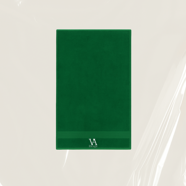 Baumwoll Handtuch mit Stick Grünes Handtuch auf hellem Hintergrund mit feinem, minimalistischen Design.