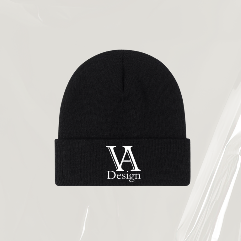 Baumwollmützen Schwarze Mütze mit weißem Logo "VA Design" auf der Vorderseite.